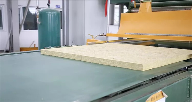Sound Insulation High Density Basalt Fireproof Mineral Wool Rock Wool Acoustic Board 2